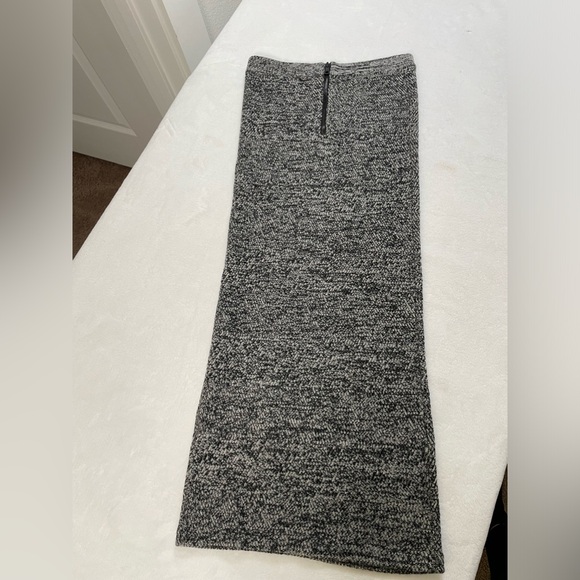 Alice + Olivia Wool Soft Knit Pencil Skirt - Picture 11 of 16